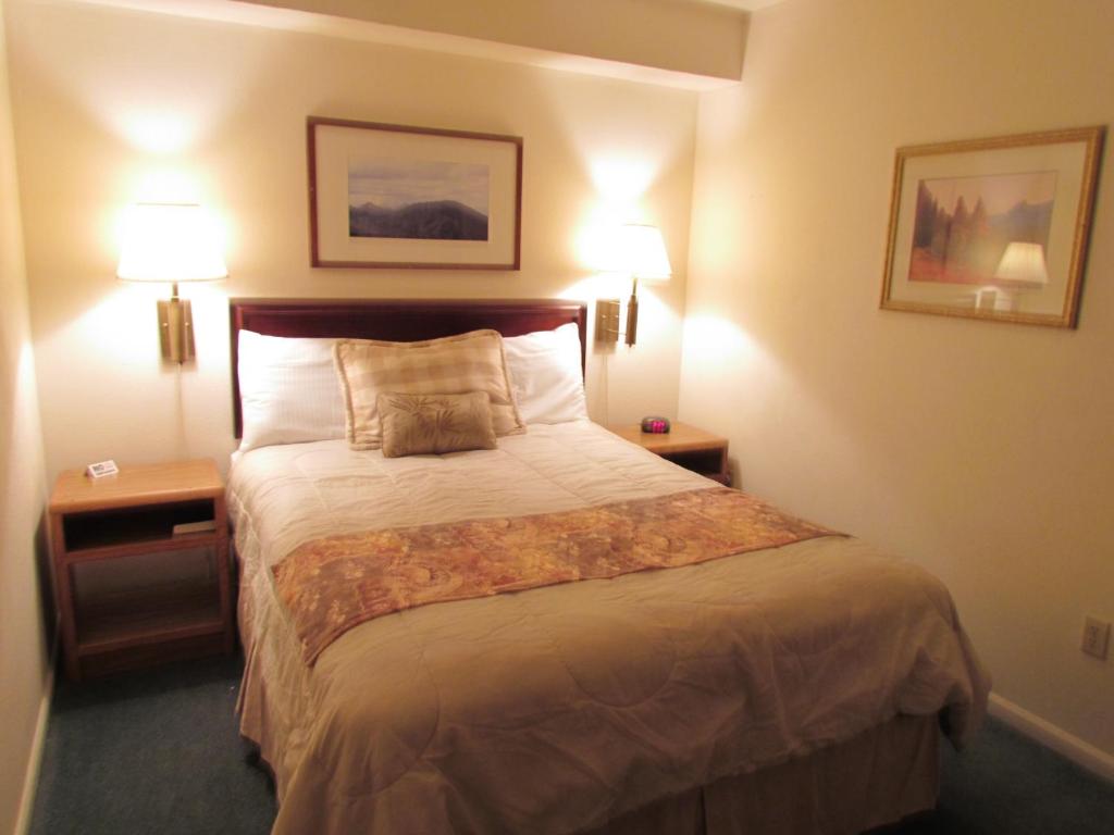 Spend Romantic Escape with Colorado Springs Motel for Couple